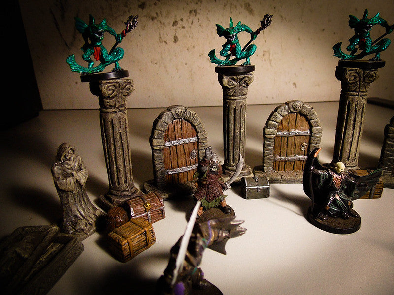 Scroll and Circuit Games