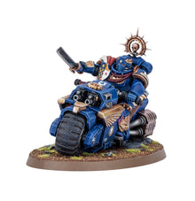 Warhammer 40k: Space Marines - Captain on Bike