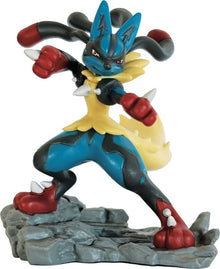 Pokemon Mega Evolutions - Mega Lucario EX Figure Collection